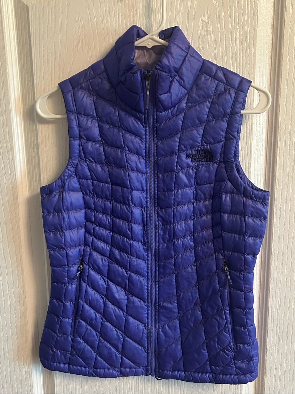 The North Face Women's Blue Quilted Packable Vest